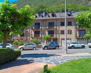 Vista exterior de Àtic en venda en Llavorsí amb Calefacció, Parquet i Traster