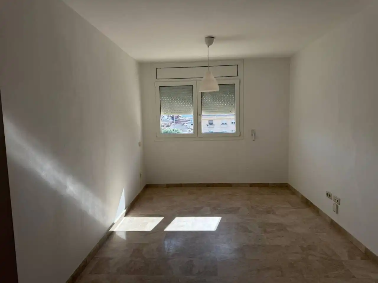 Bedroom of Flat for sale in Manresa  with Air Conditioner, Heating and Alarm