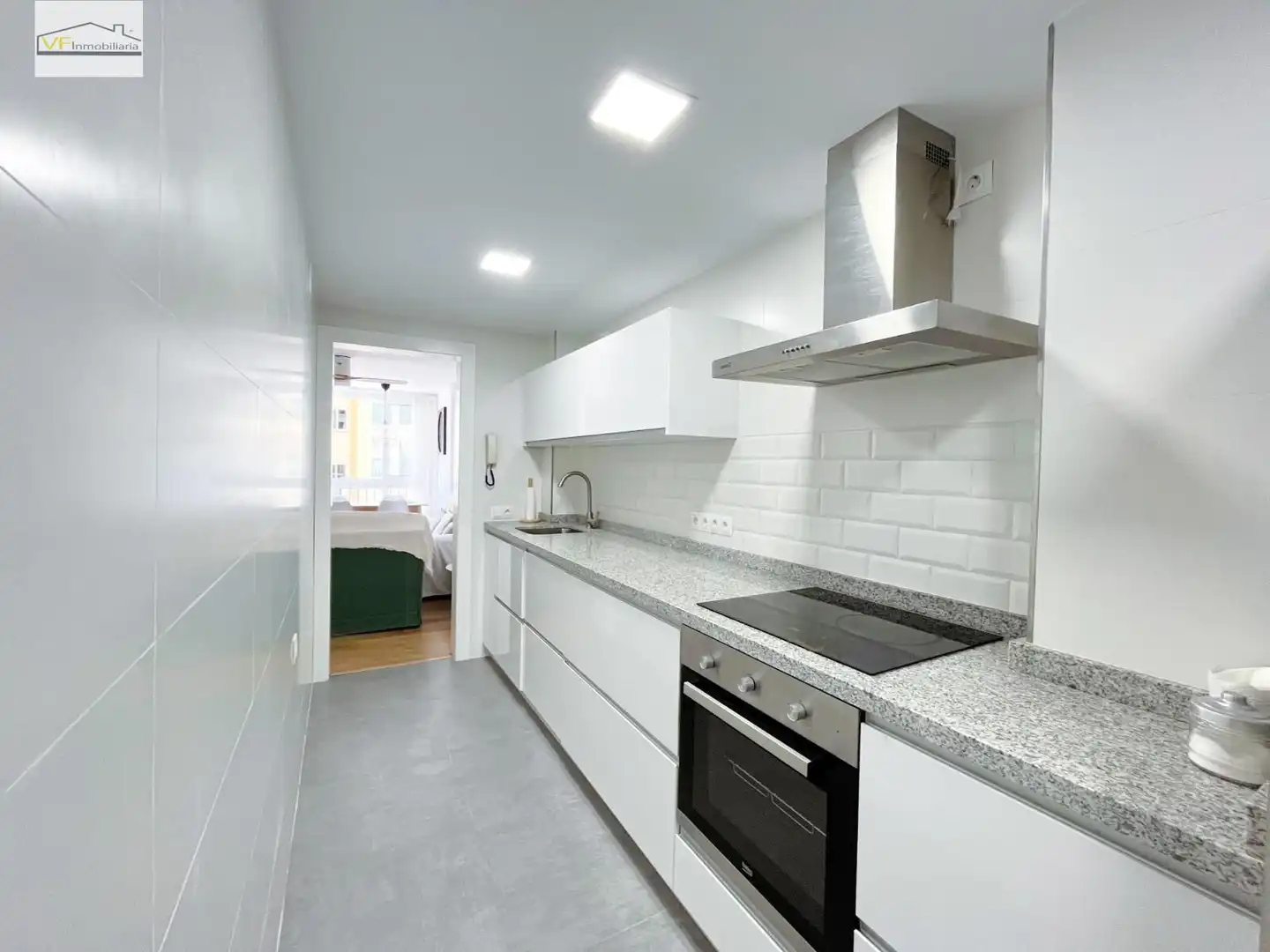 Kitchen of Flat for sale in Málaga  with Balcony