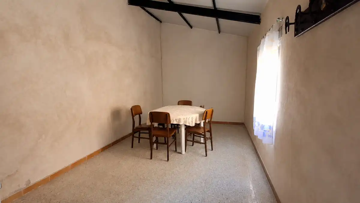 Casa rústica amb jardí en venda a Avenida Juan Carlos I, imagen 9