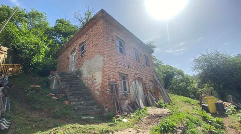 Foto 4 de Casa adosada en venta en Lugar la Vara, Bimenes, Asturias