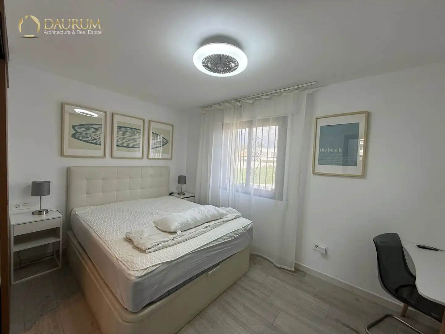 Dormitori de Casa adosada en venda en Marbella amb Aire condicionat, Calefacció i Parquet