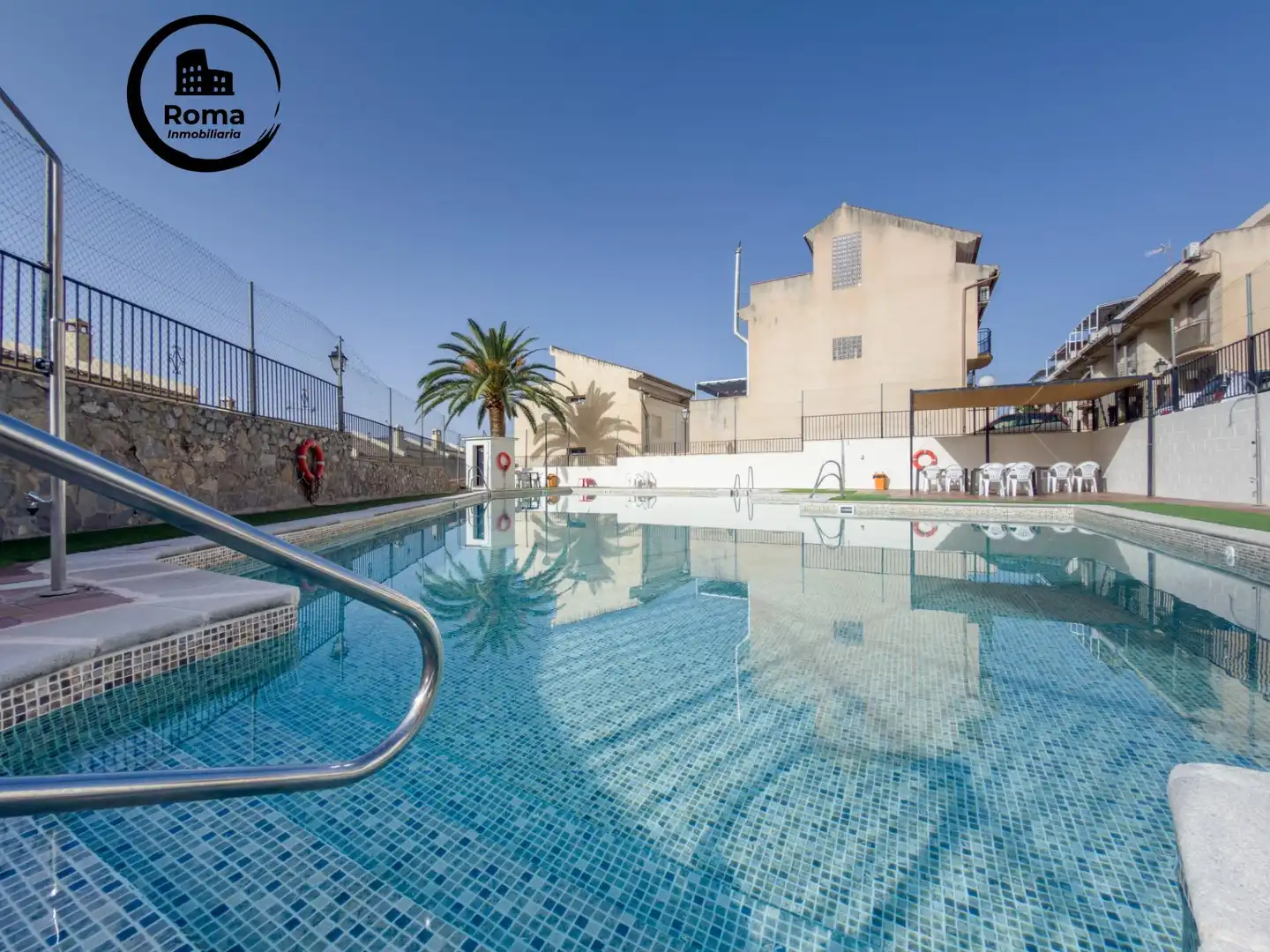 Swimming pool of Detached homes for sale in Cenes de la Vega  with Air Conditioner, Heating and Terrace