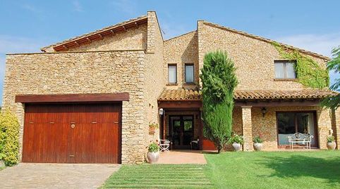 CASA TOTALMENTE DE PIEDRA