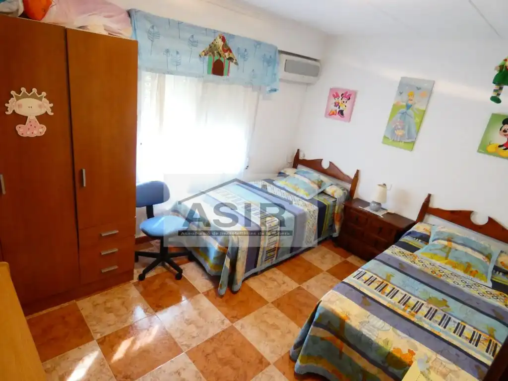 Habitación de Casa o chalet en venta en Alzira con Aire acondicionado, Jardín privado y Terraza