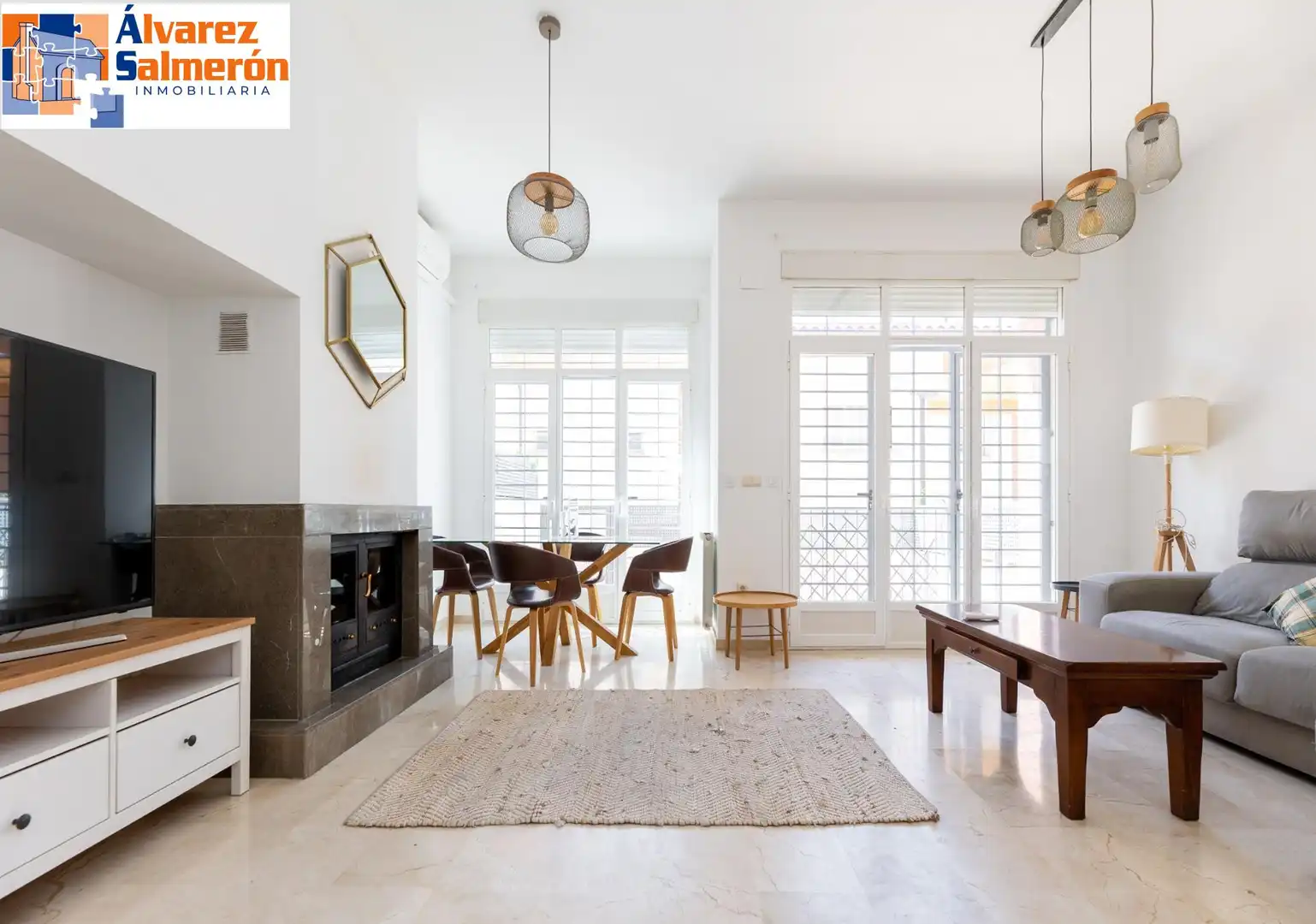 Dining room of Detached homes for sale in Granada  with Air Conditioner, Heating and Community pool
