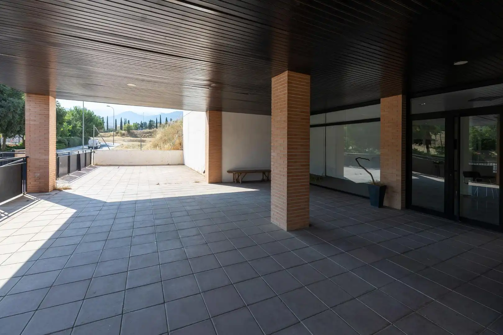 Piso en venta en Granada con Calefacción, Terraza y Trastero