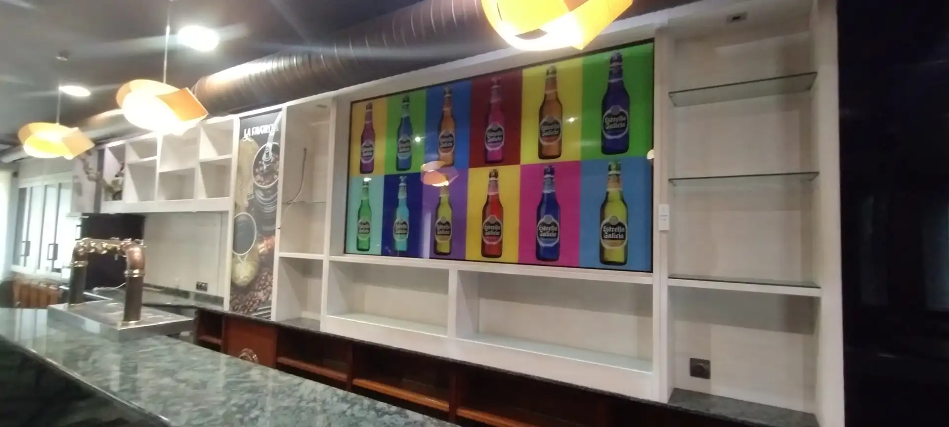 Local en venta en Narón con Parquet, Amueblado y Internet