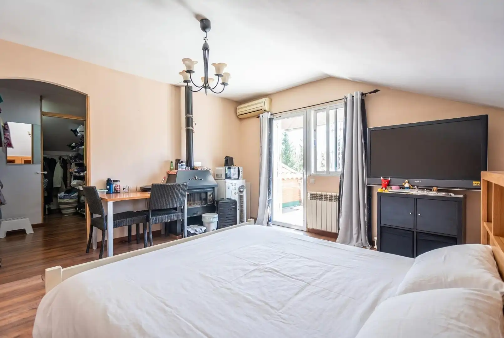 Habitación de Casa o chalet en venta en Rivas-Vaciamadrid con Aire acondicionado, Calefacción y Jardín privado