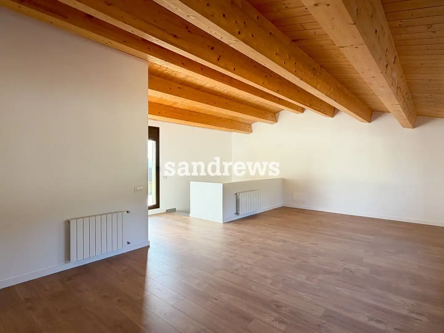 Sala d'estar de Casa adosada en venda en Agullana amb Aire condicionat, Calefacció i Jardí privat