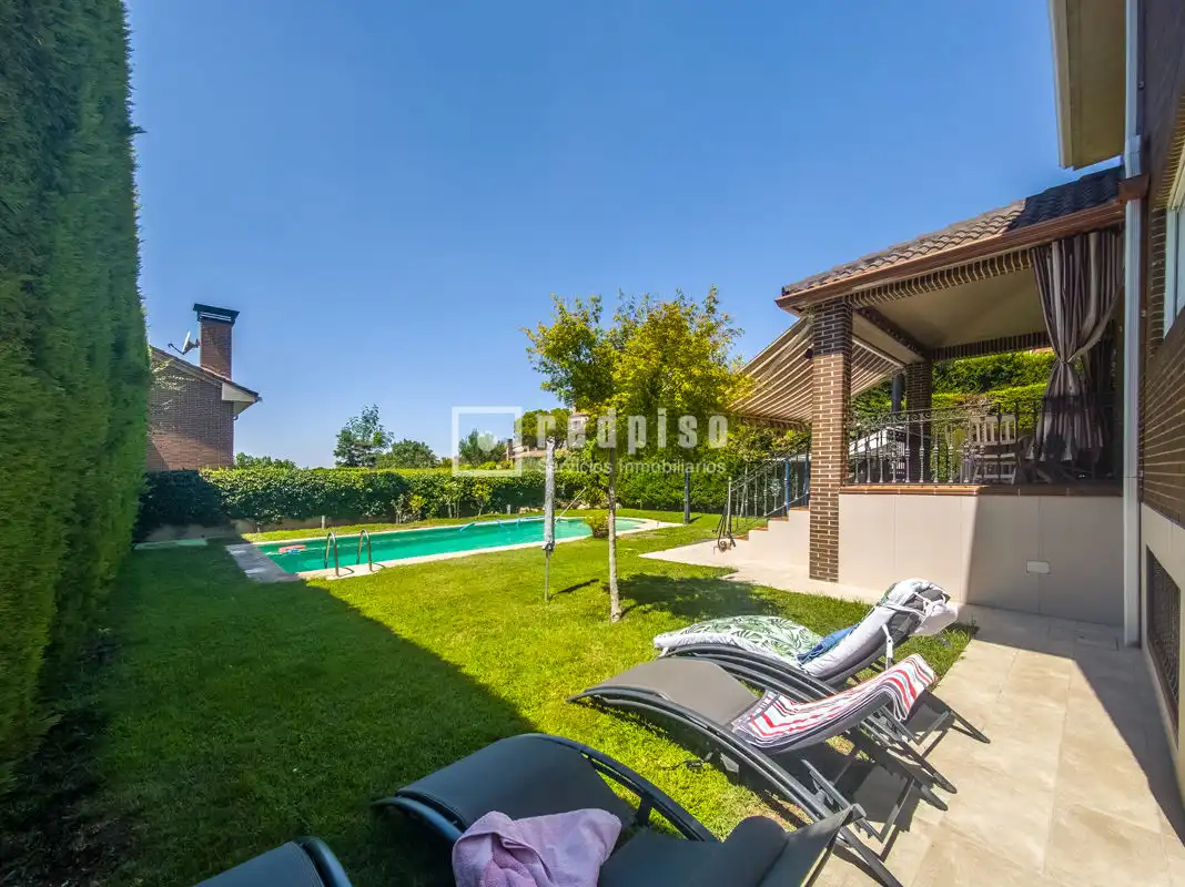 Villa avec piscine à vendre à  Urbanizaciones, imagen 5