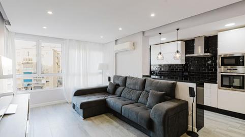 Foto 2 de Piso en venta en C. Gaucín, La Luz - El Torcal, Málaga Capital