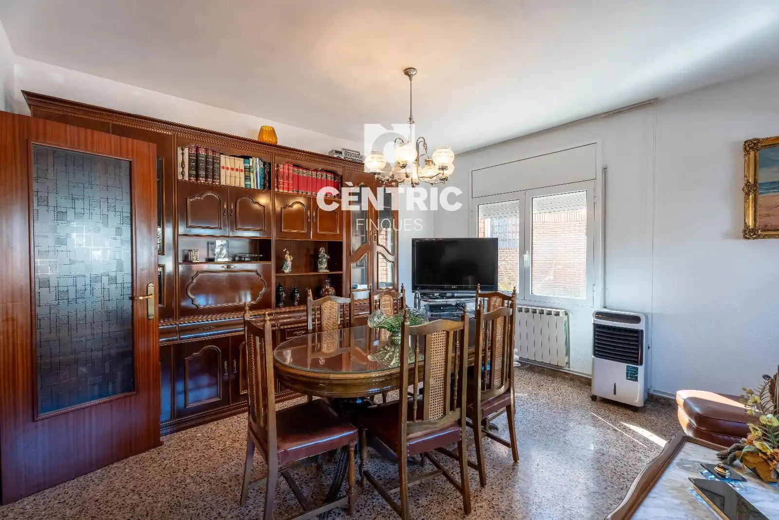 Vista exterior de Casa o chalet en venta en Rubí con Calefacción