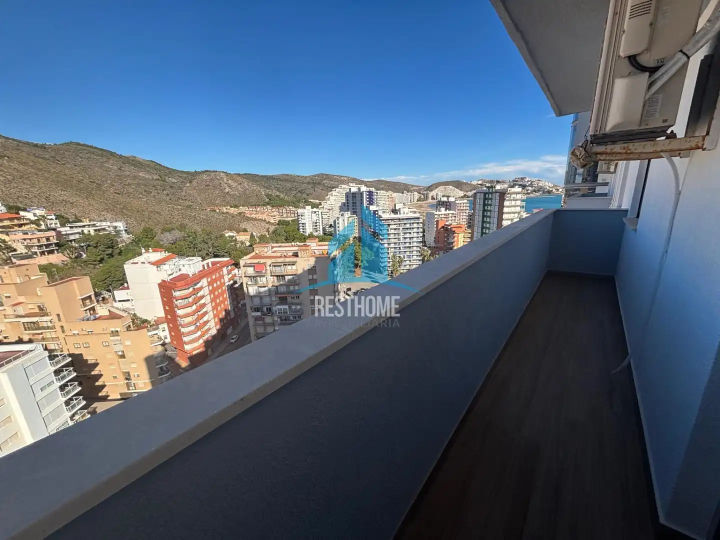 Vista exterior de Àtic en venda en Cullera amb Terrassa, Moblat i Piscina comunitària
