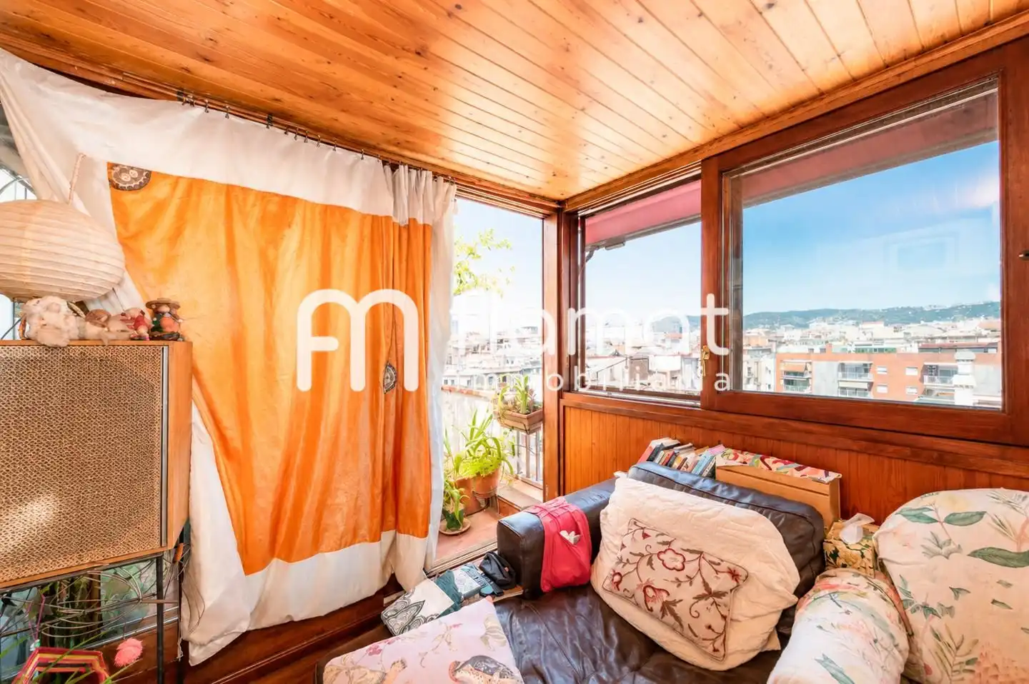 Bedroom of Attic for sale in Barcelona  with Air Conditioner, Terrace and Furnished