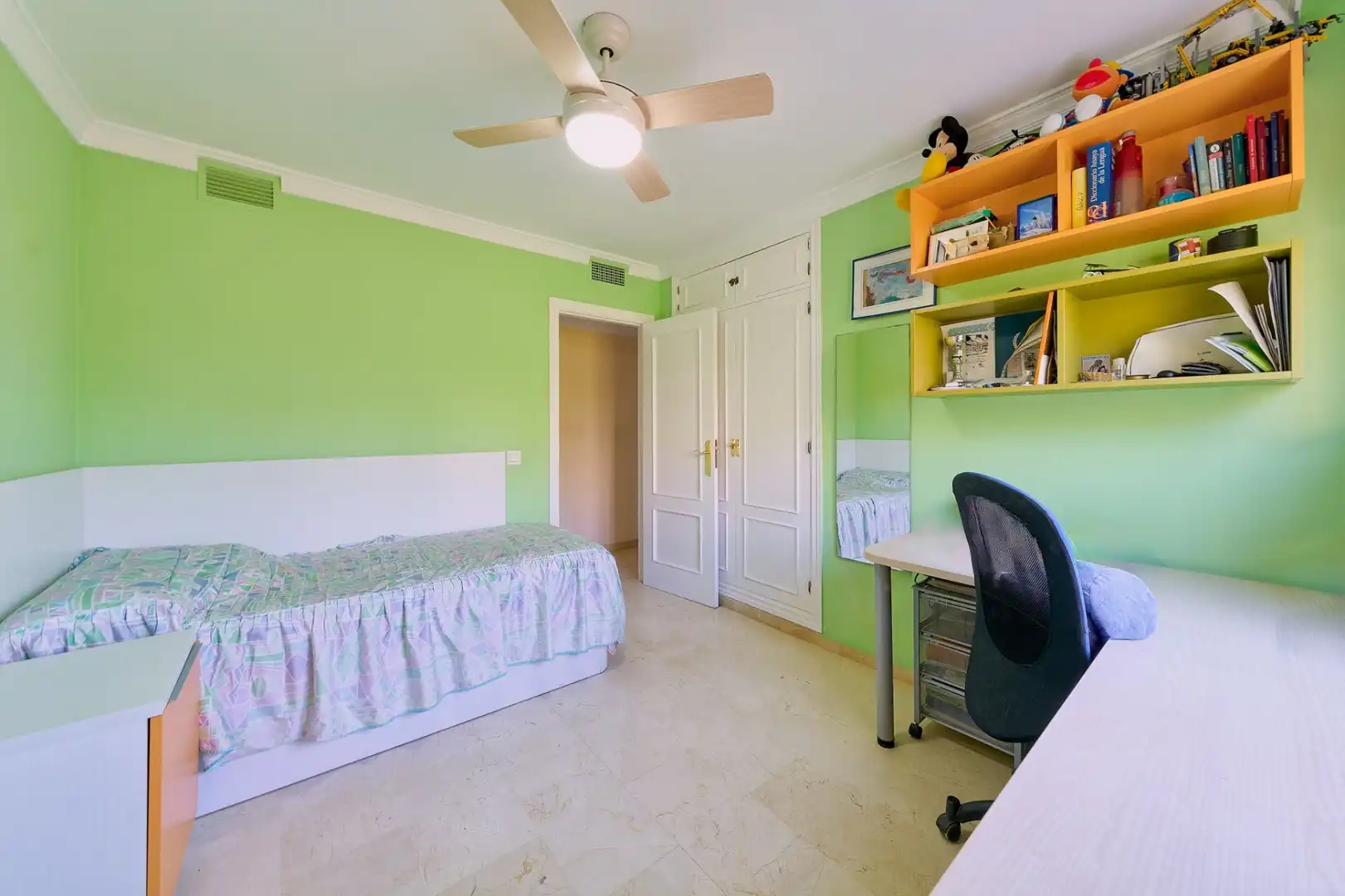 Habitación de Piso en venta en Málaga con Aire acondicionado, Calefacción y Terraza