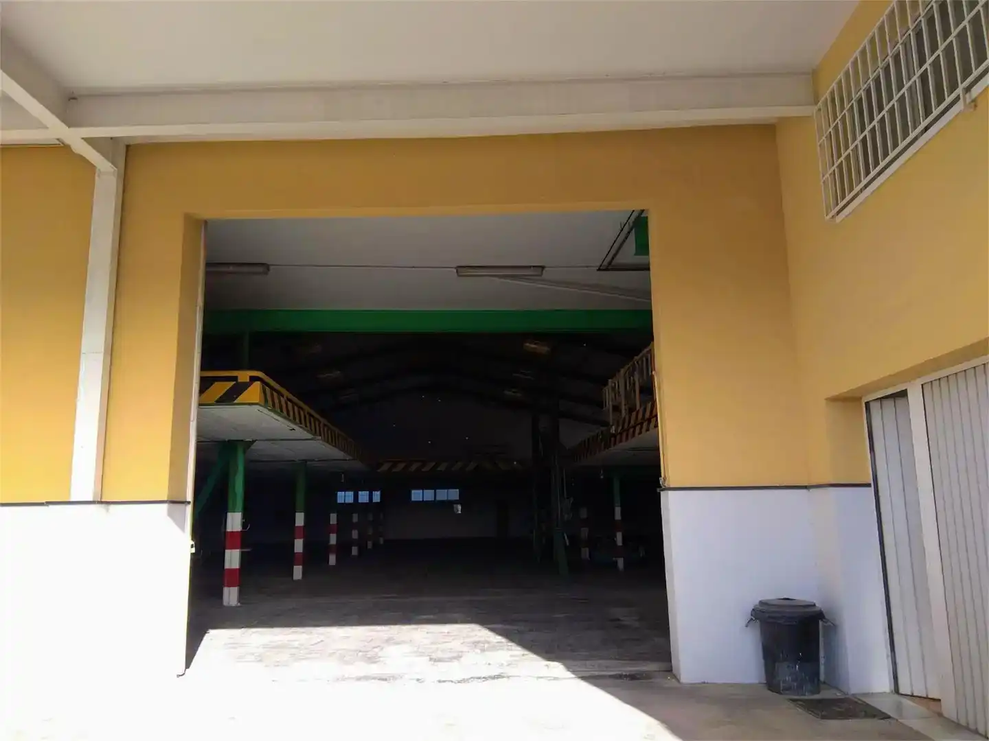 Aparcament de Àtic en venda en Guardamar de la Safor amb Aire condicionat i Balcó