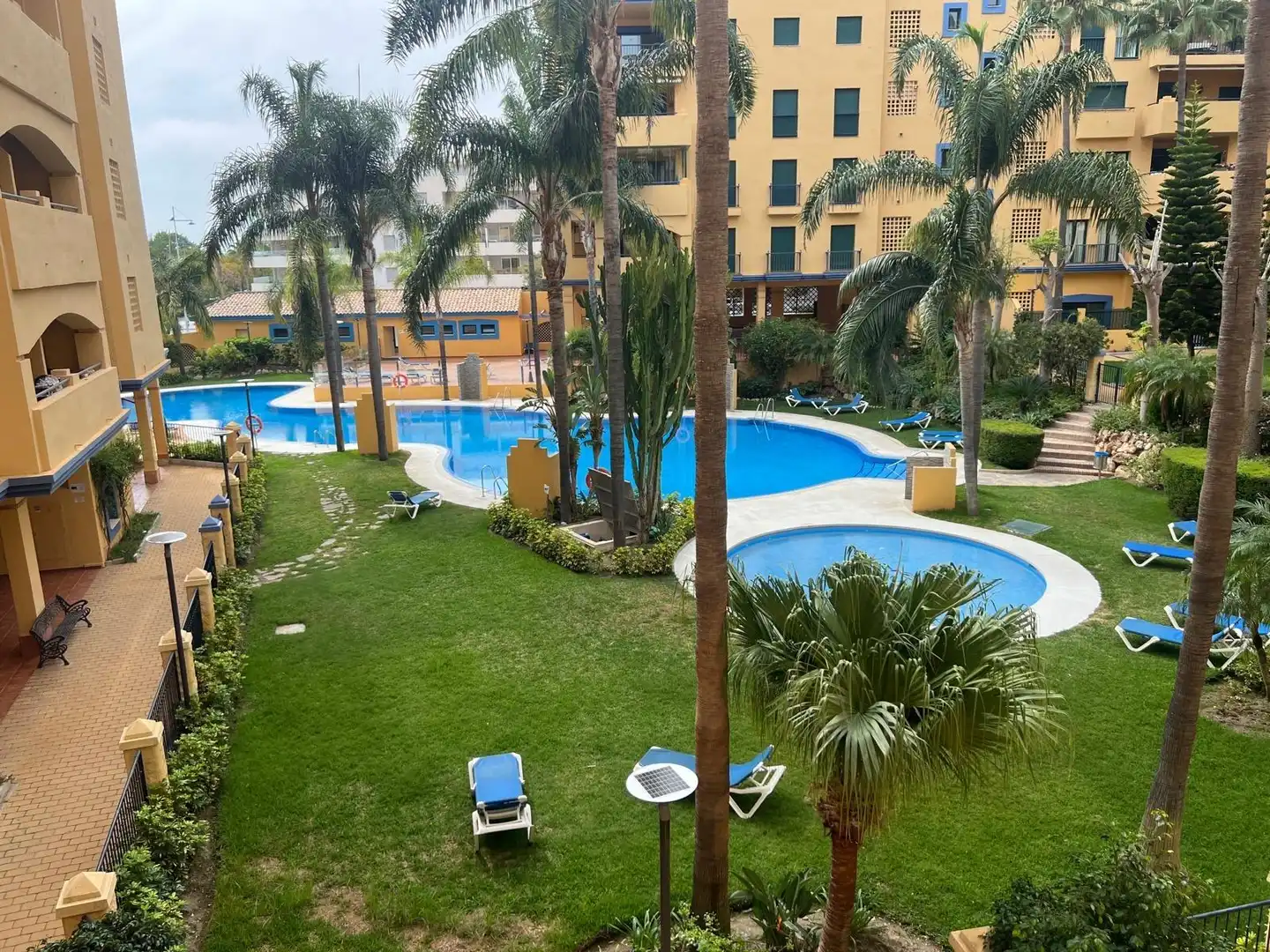 Apartament amb piscina de lloguer a Urbanizacion Los Naranjos, imagen 4