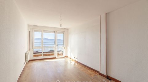 Foto 4 de Piso en venta en Paseo Canalejas, Puerto Chico, Santander