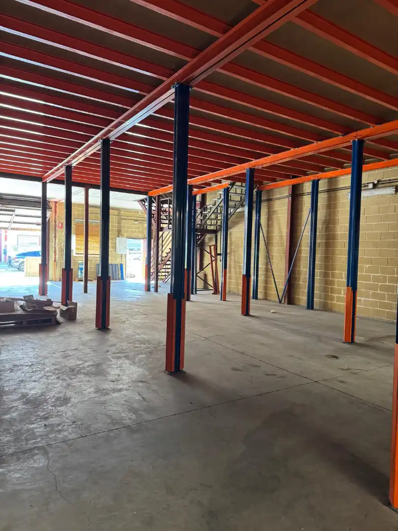 Nave industrial de alquiler en Becerril de la Sierra con Calefacción