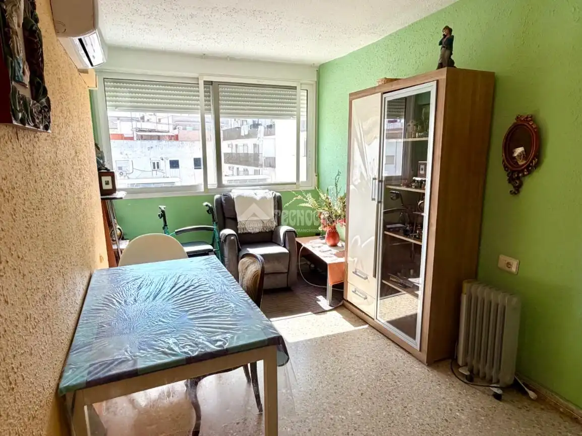 Sala de estar de Piso en venta en Valencia con Aire acondicionado y Balcón
