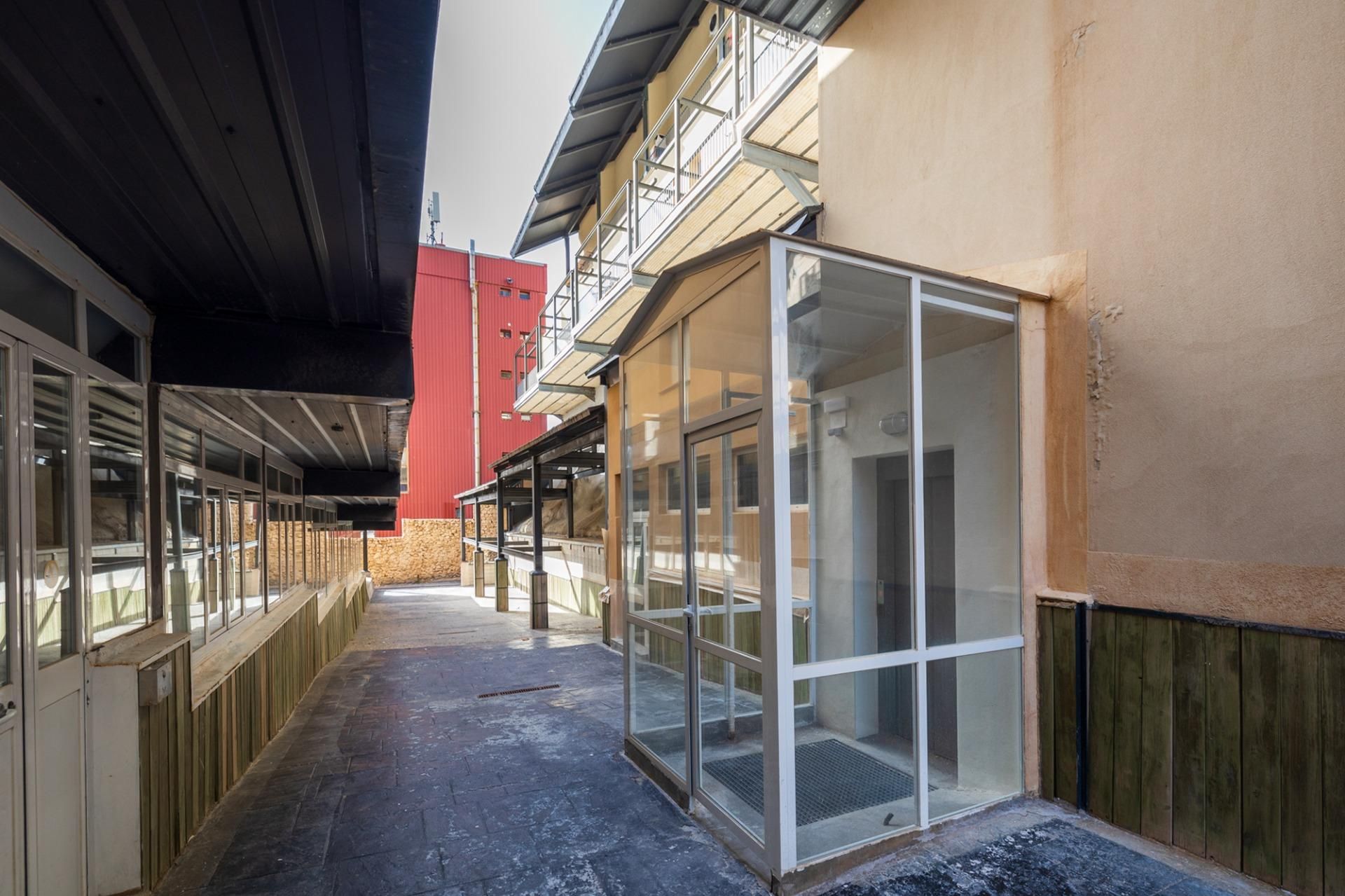 Vista exterior de Apartament en venda en Sierra Nevada amb Calefacció, Terrassa i Traster