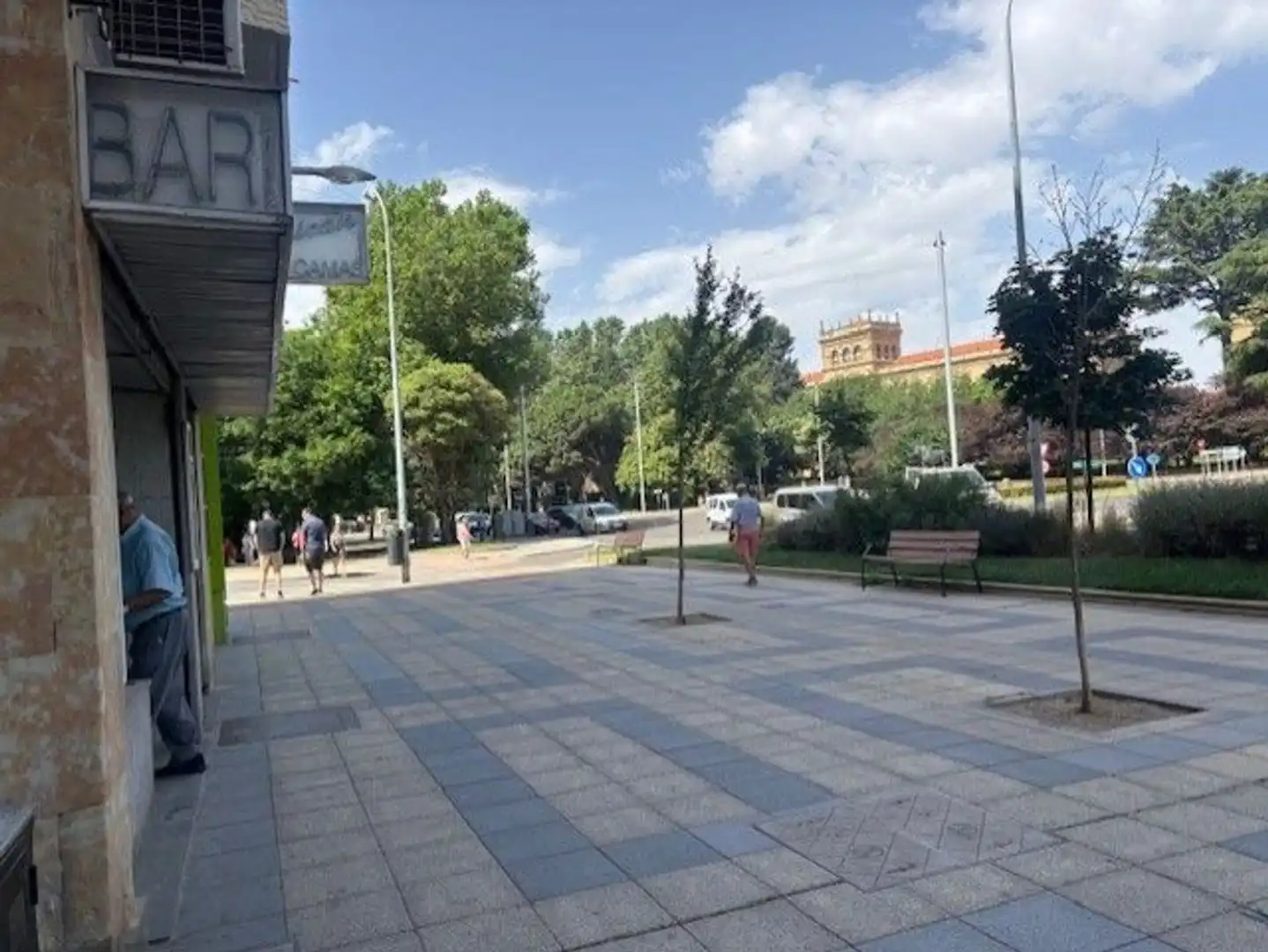 Vista exterior de Local en venda en Salamanca