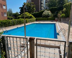 Piscina de Pis de lloguer en  Madrid Capital amb Aire condicionat, Calefacció i Parquet