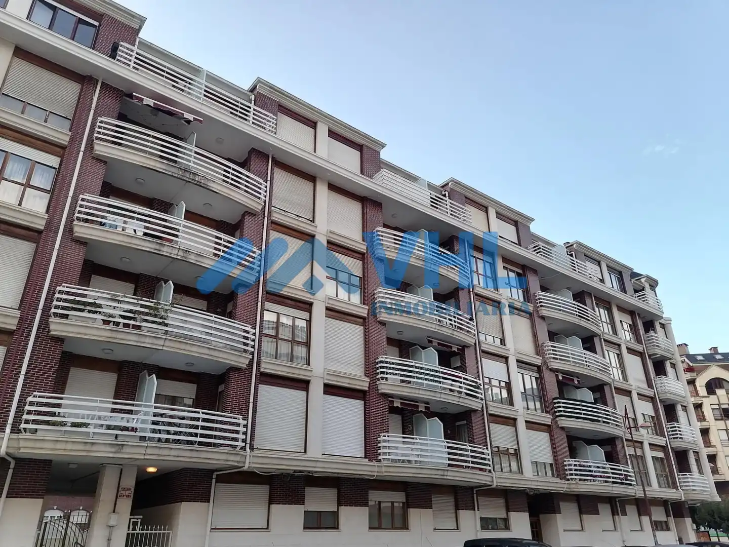 Exterior view of Flat for rent in Castro-Urdiales  with Heating, Terrace and Furnished