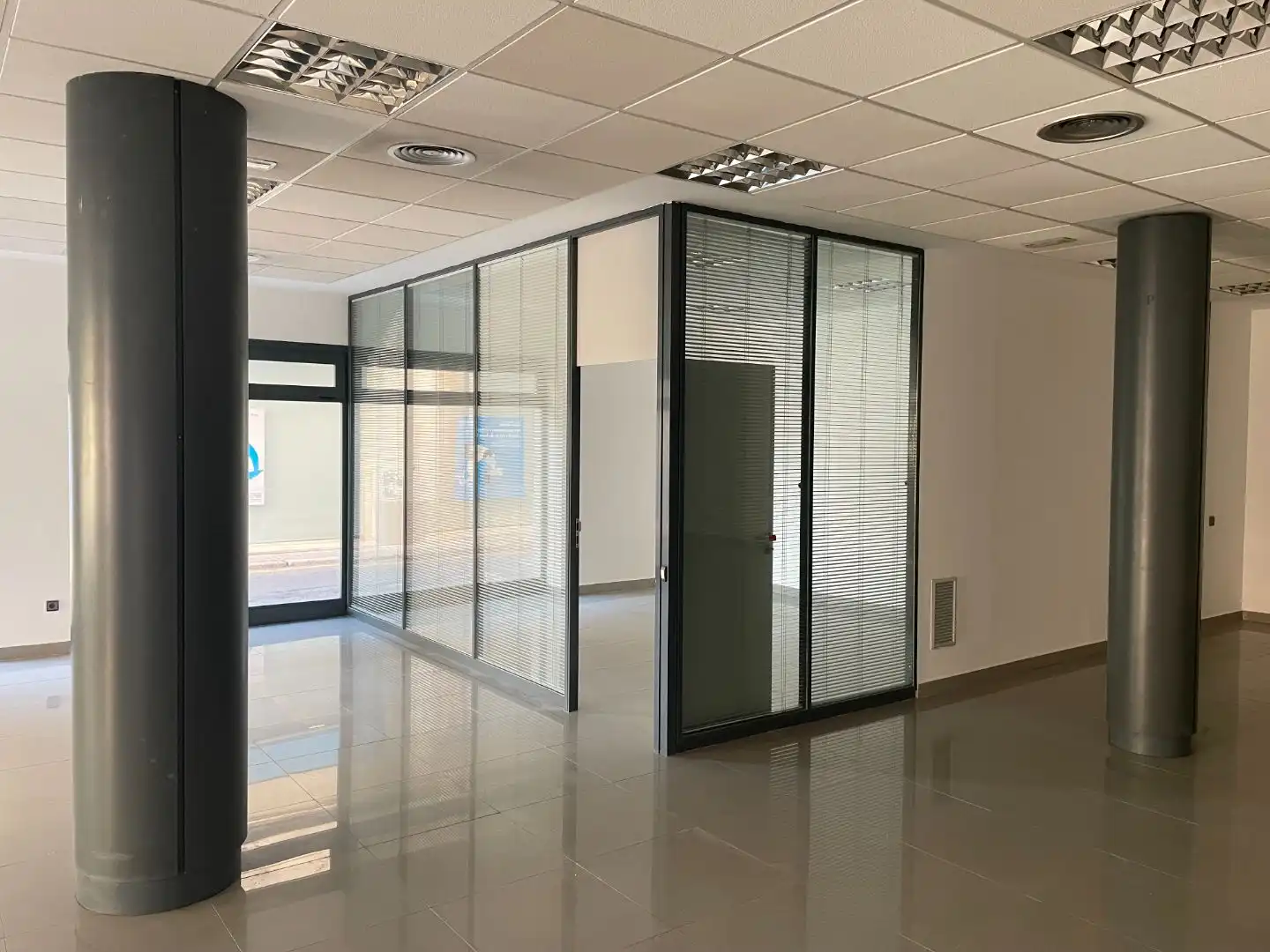 Local comercial de lloguer a PLAZA CREU DE QUINTANA 9, imagen 4
