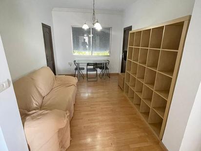 Living room of Flat to rent in  Sevilla Capital  with Air Conditioner and Balcony