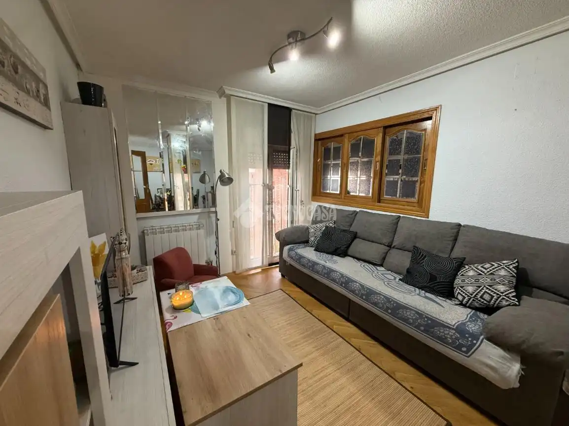 Sala de estar de Piso en venta en Madrid con Calefacción y Amueblado