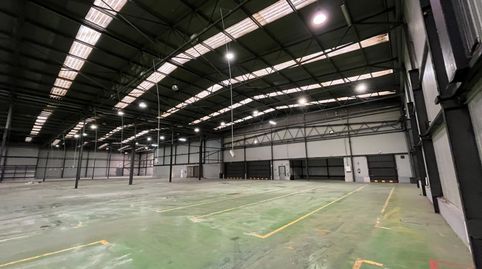 Foto 3 von Fabrikhallen zum Verkauf in Carrer Llobateres, Zona Industrial, Barberà del Vallès