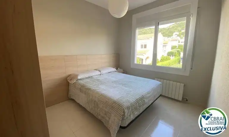 Dormitori de Casa o xalet en venda en Roses amb Calefacció, Jardí privat i Terrassa