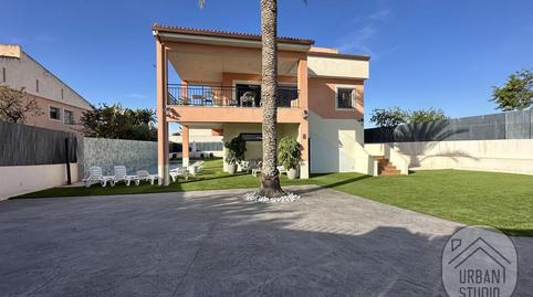 Foto 2 de Casa o xalet en venda a De la Mimosa, Los Girasoles, Alicante