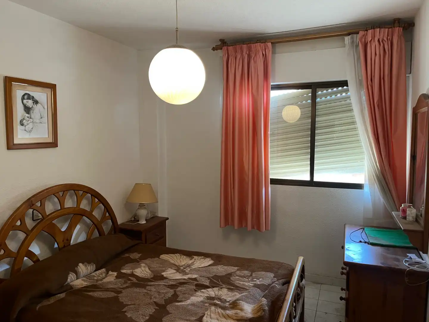 Habitación de Piso en venta en Salobreña con Terraza, Trastero y Piscina comunitaria