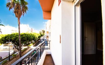 Exterior view of Flat for sale in  Almería Capital  with Balcony