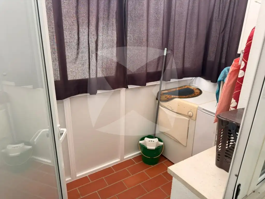 Bany de Pis de lloguer en Badajoz amb Aire condicionat, Forn i Rentadora