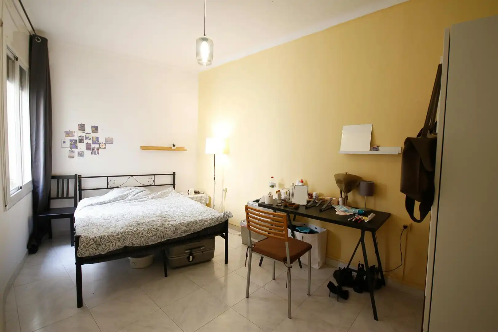 Bedroom of Flat for share in Barcelona  with Heating, Furnished and Washing machine