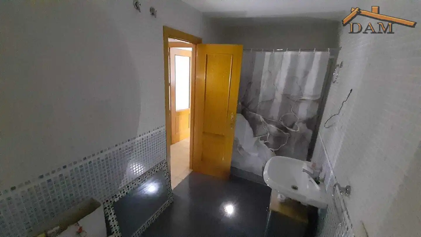 Badezimmer von Wohnung zum Verkauf in Fuensalida