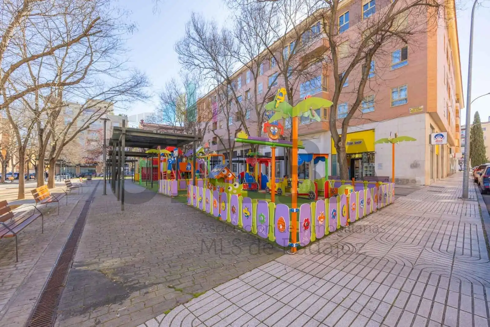 Vista exterior de Local en venda en Badajoz