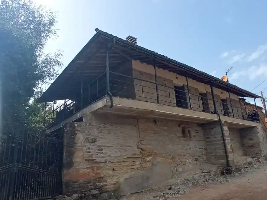 Vista exterior de Casa o chalet en venta en Castrelo do Val con Jardín privado, Trastero y Amueblado