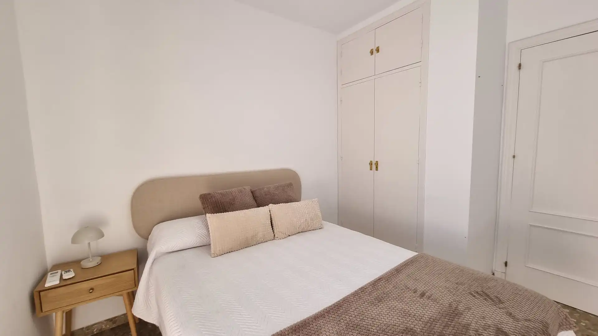 Habitación de Dúplex en venta en Chipiona con Aire acondicionado, Terraza y Amueblado
