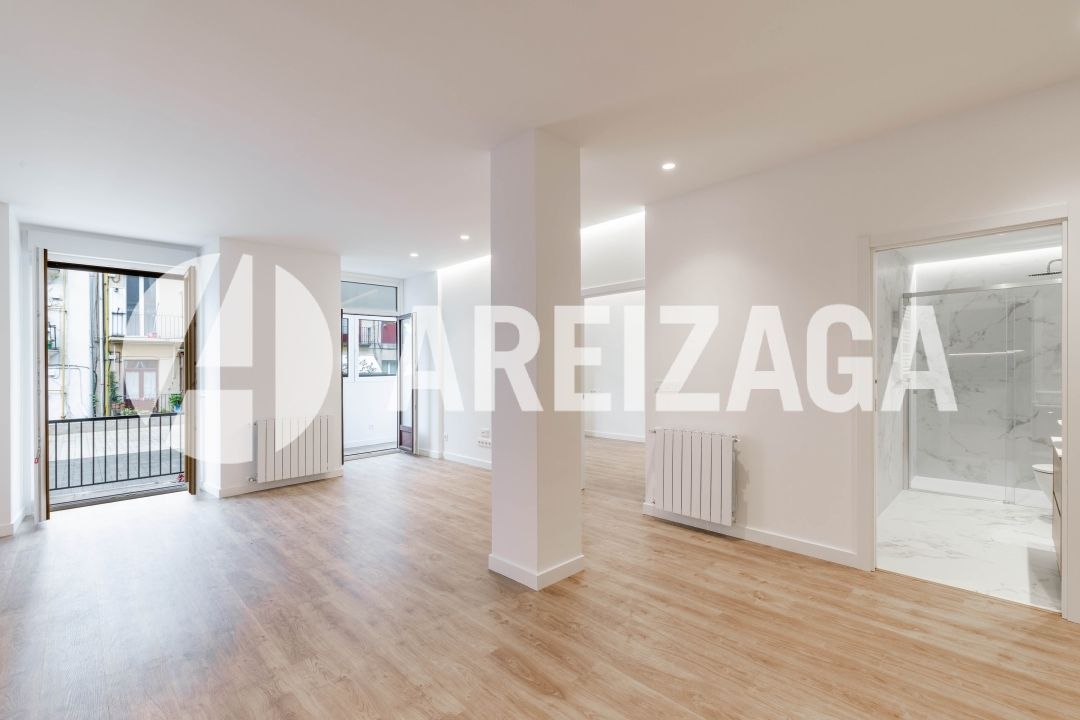 Flat for sale in Donostia - San Sebastián   with Heating, Terrace and Balcony