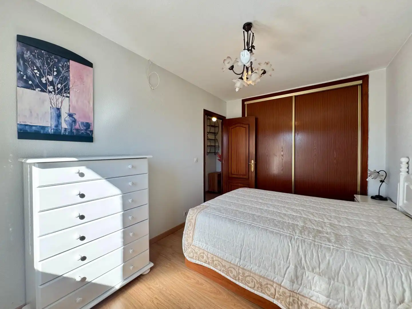 Habitación de Piso en venta en Vigo  con Calefacción y Trastero
