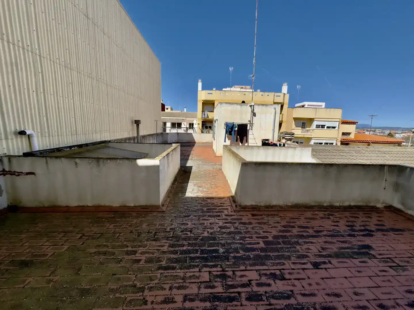 Vista exterior de Casa o xalet en venda en Vinaròs amb Aire condicionat i Balcó