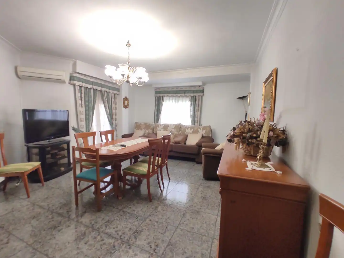 Wohnzimmer von Wohnung zum Verkauf in Valencia