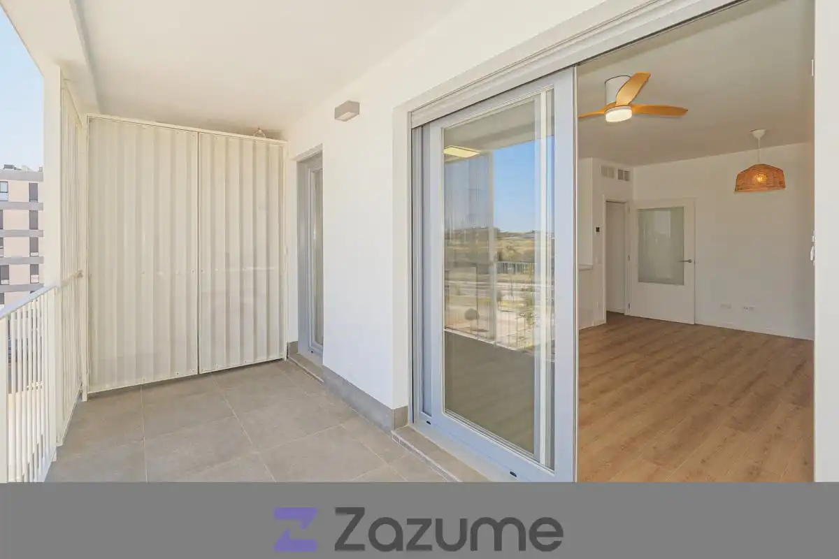 Terrasse von Wohnung zur Miete in Dos Hermanas mit Klimaanlage, Heizung und Privatgarten