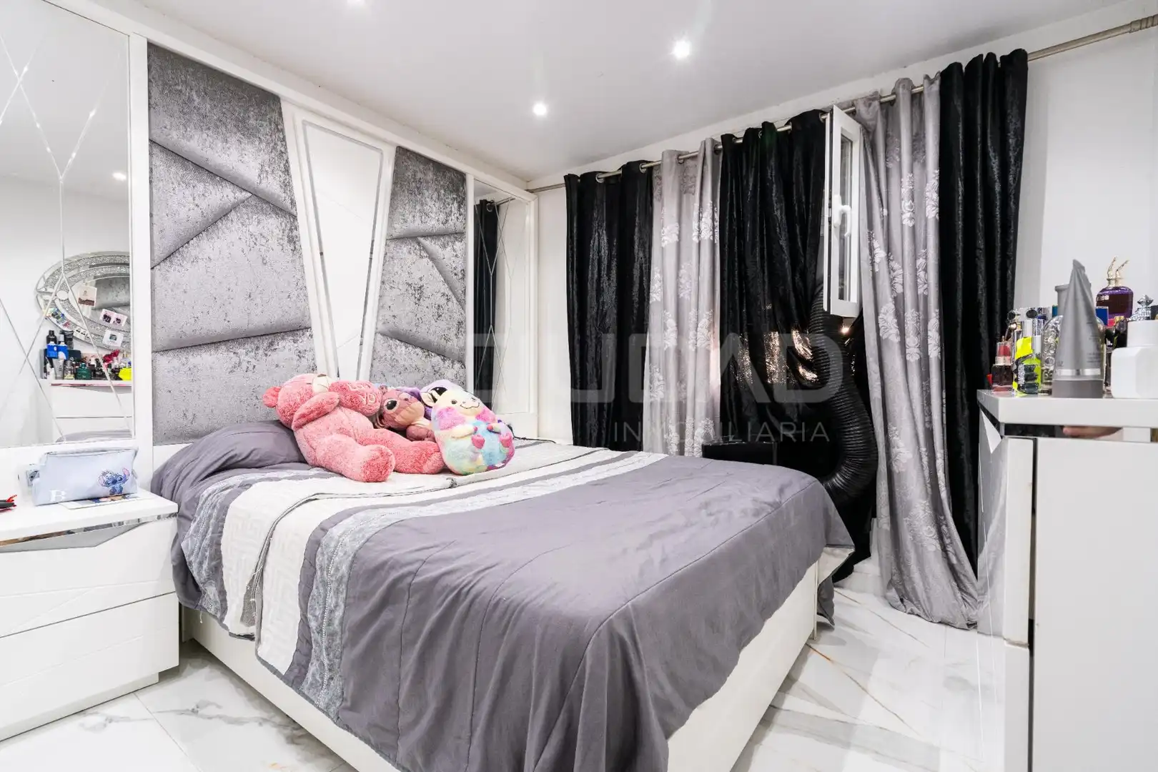 Habitación de Piso en venta en Sevilla