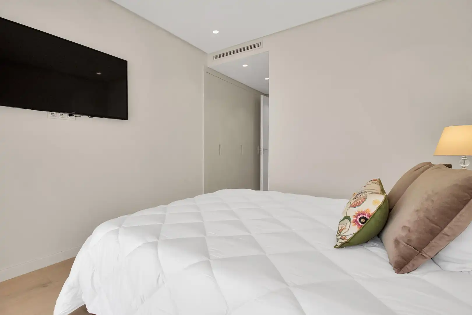 Apartment with pool for sale in 12 Calle Londres, imagen 23